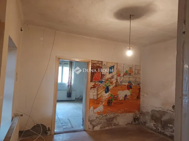 Eladó ház Udvar 80 nm