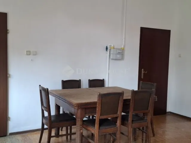 Eladó lakás Pécs, Belváros 70 nm