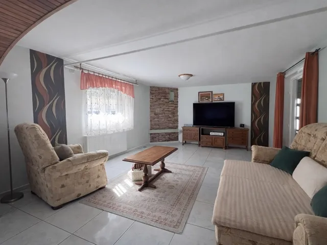 Eladó ház Pogány 180 nm