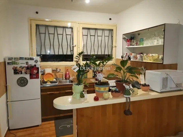 Eladó lakás Pécs, Belváros 79 nm