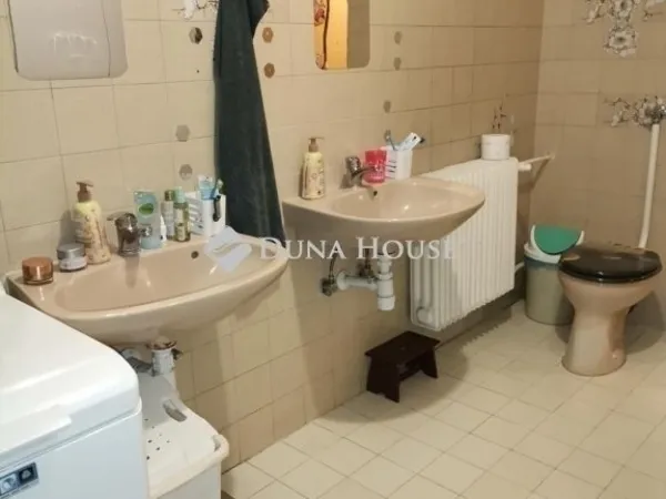 Eladó lakás Pécs, Belváros 79 nm