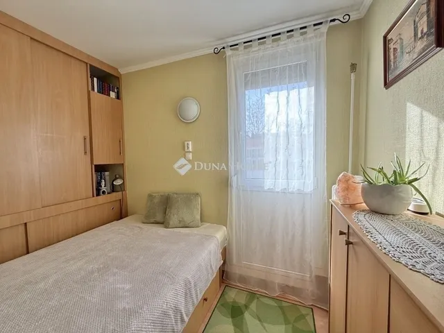 Eladó lakás Pécs, Kertváros 64 nm