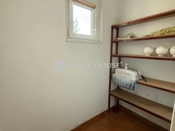 Eladó lakás Pécs, Ispitaalja 106 nm