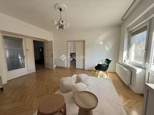 Eladó lakás Pécs, Ispitaalja 106 nm