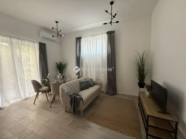 Eladó lakás Pécs 70 nm