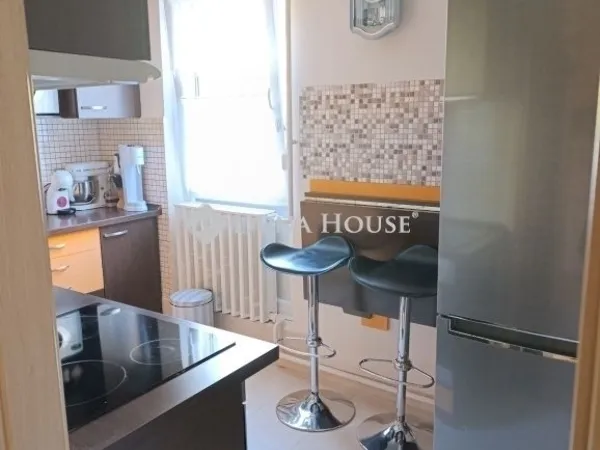 Eladó lakás Pécs 68 nm