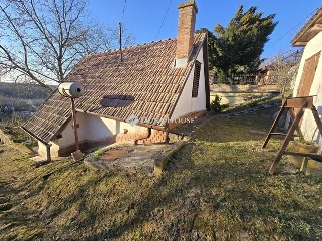 Eladó ház Gyód 20 nm