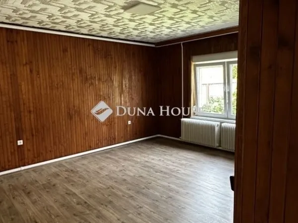 Eladó ház Mecseknádasd 146 nm