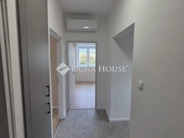 Eladó lakás Pécs 67 nm