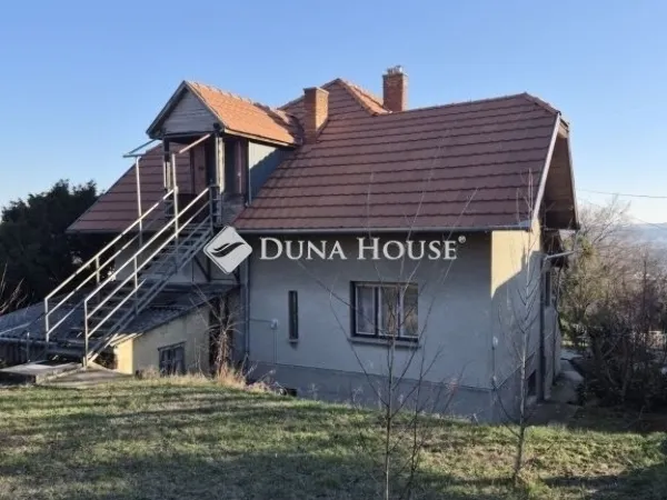 Eladó ház Pécs, Mecsekoldal 255 nm