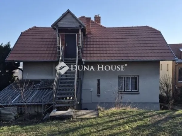 Eladó ház Pécs, Mecsekoldal 255 nm