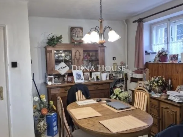 Eladó ház Pécs, Mecsekoldal 255 nm