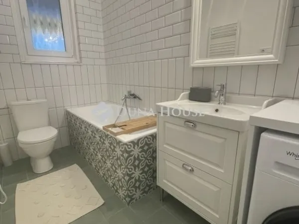 Eladó lakás Pécs, Belváros 69 nm