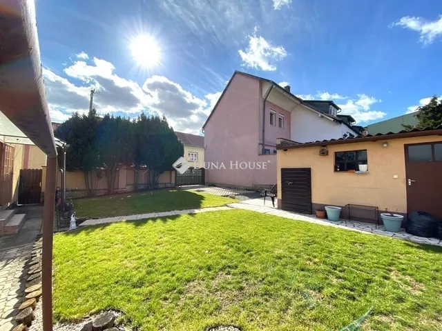 Eladó ház Pécs, Ledina 85 nm