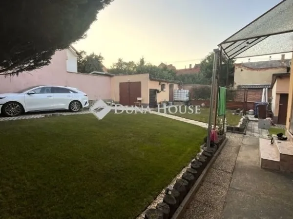 Eladó ház Pécs, Ledina 85 nm