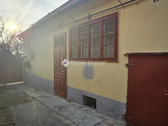 Eladó ház Véménd 79 nm