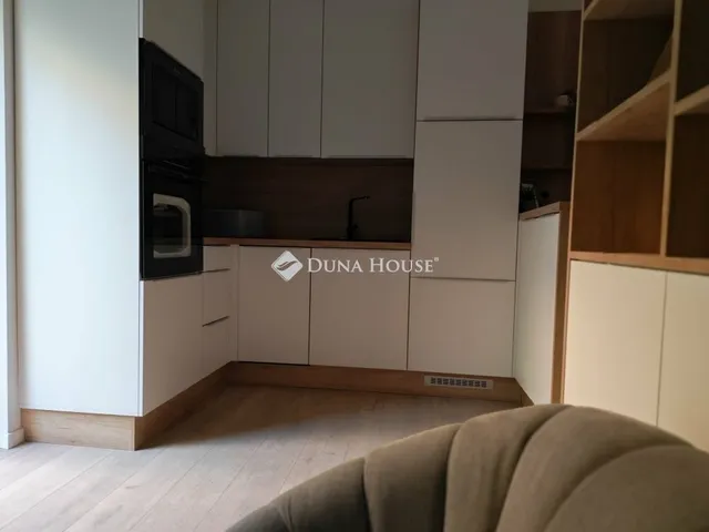 Eladó lakás Pécs, Belváros 24 nm