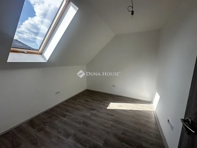 Eladó lakás Pellérd 120 nm