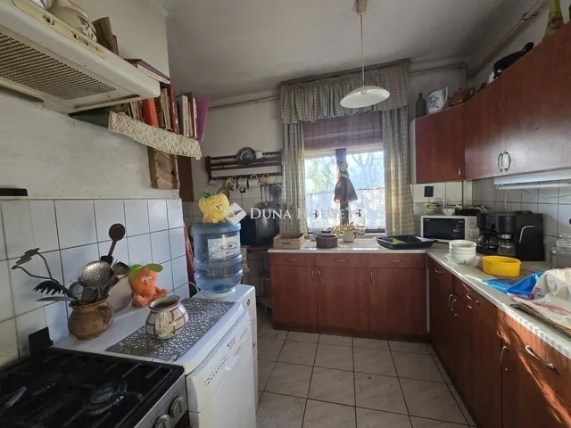 Eladó ház Pécs, Postavölgy 120 nm