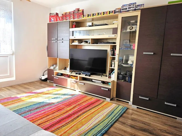 Eladó lakás Pécs, Kertváros 39 nm