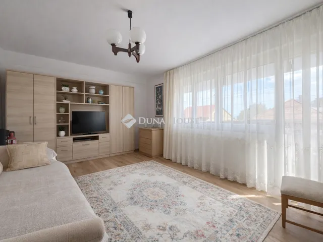 Eladó ház Pogány 200 nm