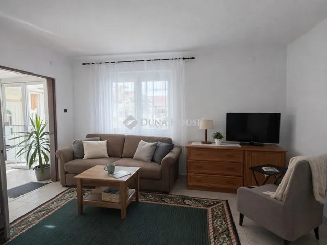 Eladó ház Pogány 200 nm