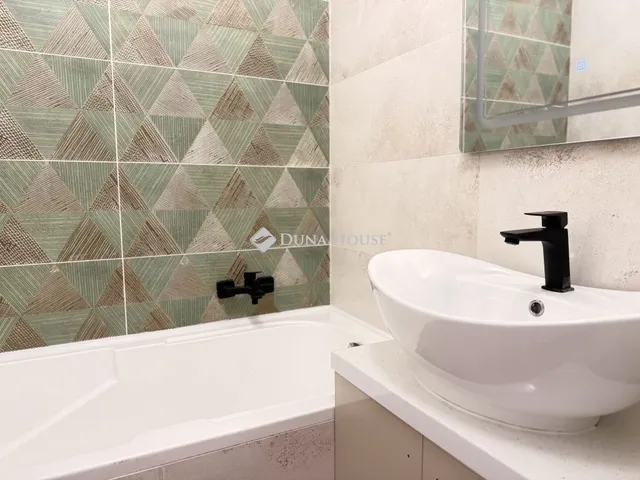 Eladó lakás Pécs, Kertváros 50 nm