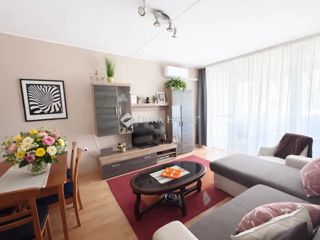 Eladó lakás Pécs, Kertváros 70 nm