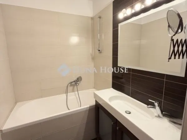 Eladó lakás Pécs, Kertváros 68 nm