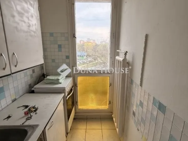 Eladó lakás Pécs, Kertváros 35 nm