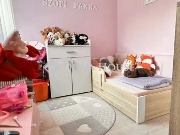 Eladó lakás Pécs, Belváros 74 nm