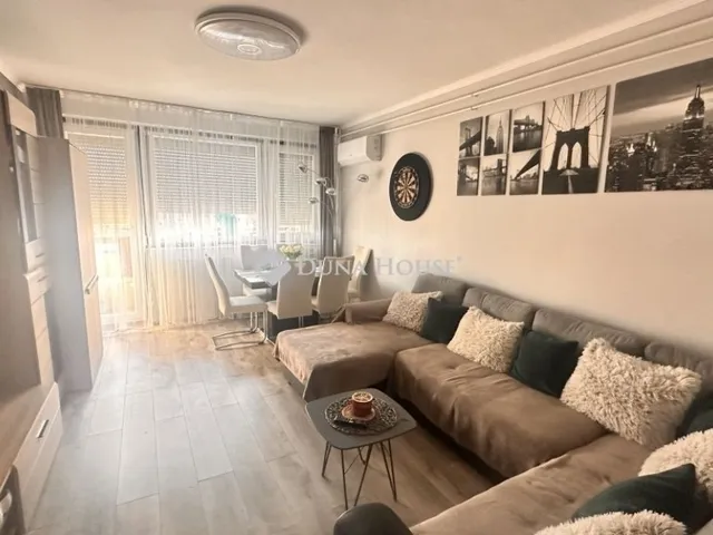 Eladó lakás Pécs, Belváros 74 nm