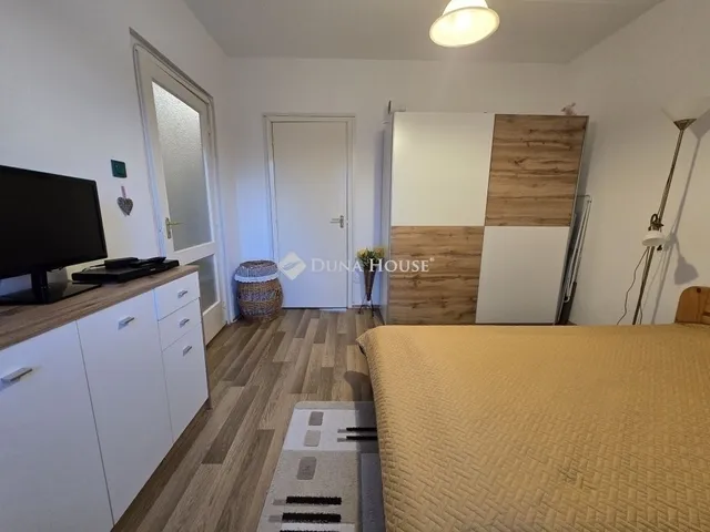 Eladó lakás Pécs, Kertváros 52 nm