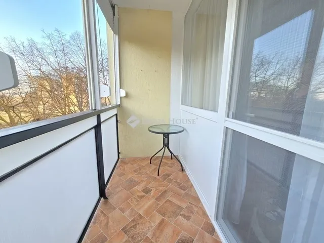 Eladó lakás Pécs, Kertváros 52 nm