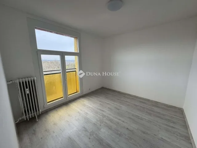 Eladó lakás Pécs, Uránváros 46 nm