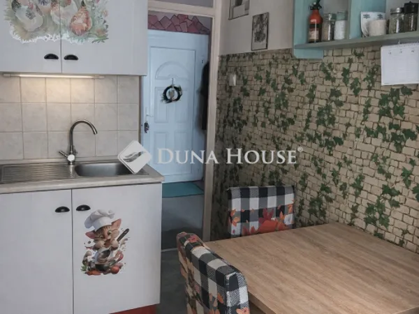 Eladó lakás Pécs, Kertváros 57 nm