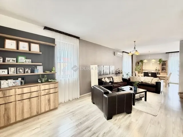 Eladó ház Pécs, Donátus 124 nm