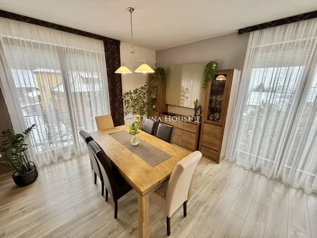 Eladó ház Pécs, Donátus 124 nm