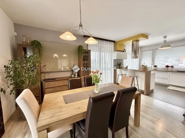 Eladó ház Pécs, Donátus 124 nm