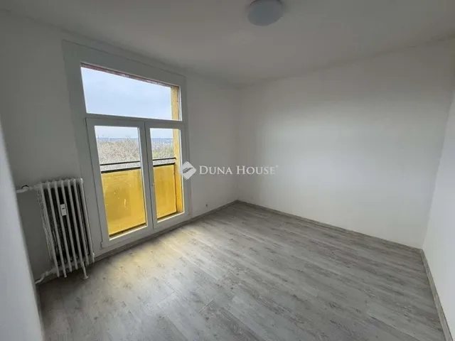 Eladó lakás Pécs, Uránváros 46 nm