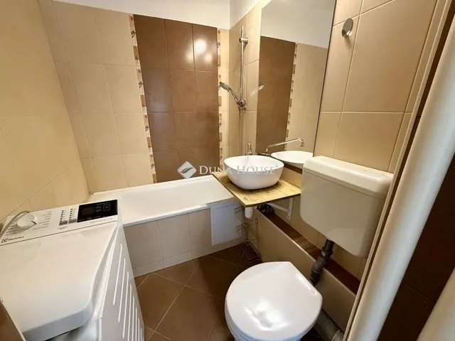 Eladó lakás Pécs, Kertváros 39 nm