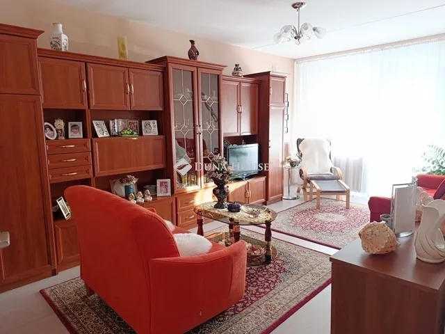Eladó lakás Pécs, Kertváros 68 nm