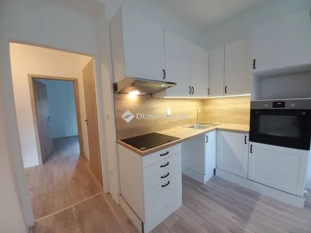 Eladó lakás Pécs, Uránváros 46 nm