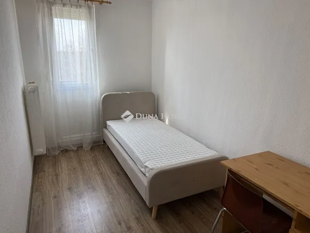 Eladó lakás Pécs, Egyetemváros 47 nm