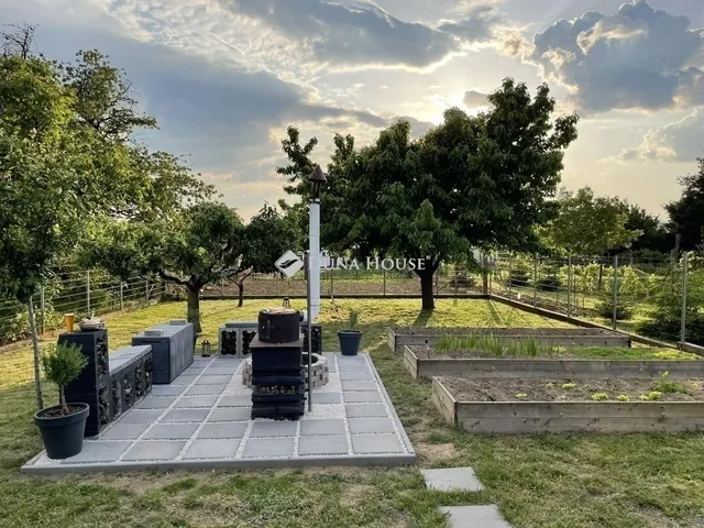 Eladó ház Pécs, Újhegy 164 nm