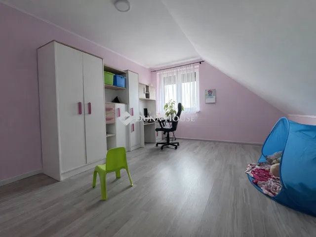 Eladó ház Pécsvárad 155 nm