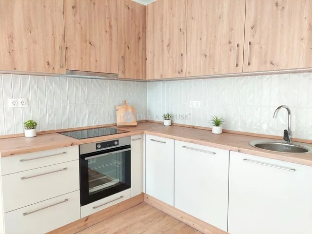 Eladó lakás Pécs 73 nm