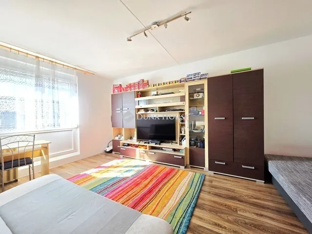 Eladó lakás Pécs, Kertváros 39 nm