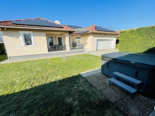 Eladó ház Pécs, Újhegy 164 nm