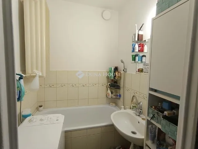 Eladó lakás Pécs, Kertváros 47 nm